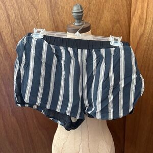 MASON Sz 0 Silk Shorts Striped Navy Blue White Black Lining Pockets